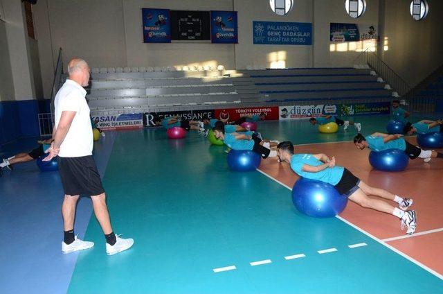 Palandöken Belediyesi Voleybol Takımı Yeni Sezon Hazırlıklarını Sürdürüyor