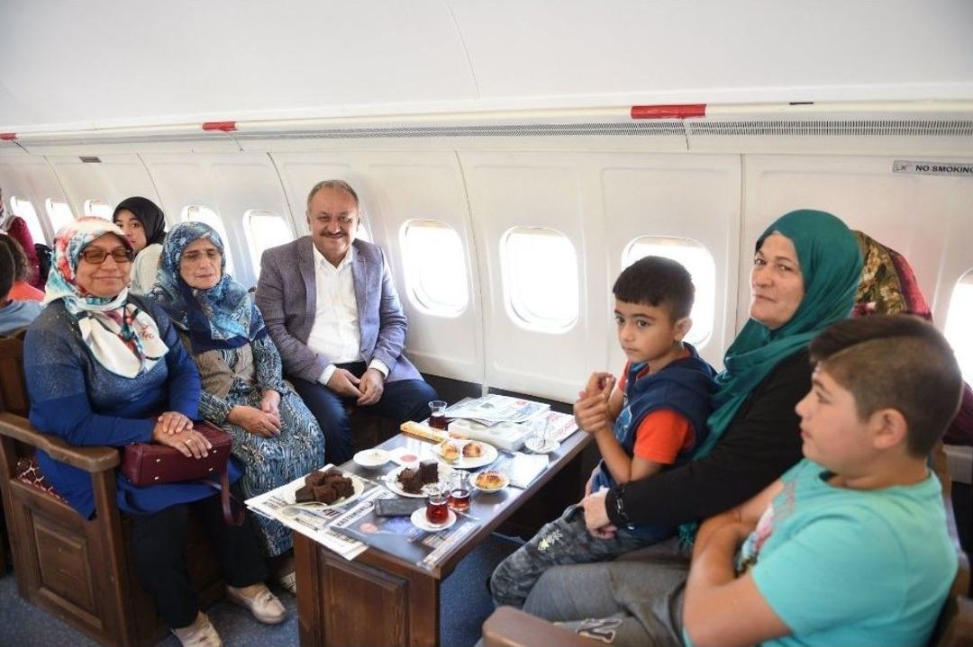 Dev Yolcu U&ccedil;ağı Millet Kıraathanesine D&ouml;n&uuml;şt&uuml;