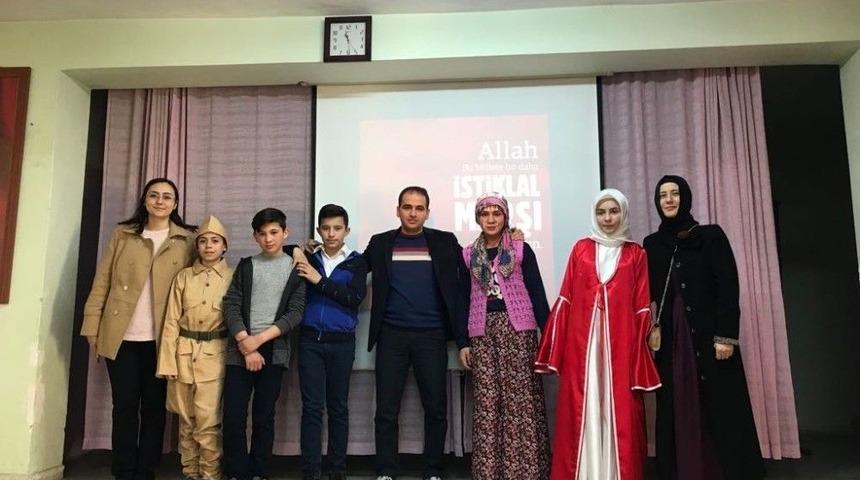 Mehmet Akif Ersoy Şiirlerini G&uuml;zel Okuma Yarışması