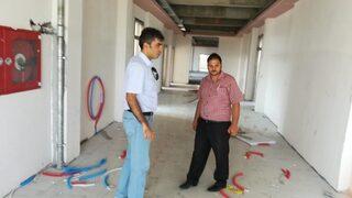 Müdür Çatkılı 15 Temmuz Mesleki Ve Teknik Anadolu Lisesi Binasında İncelemede Bulundu