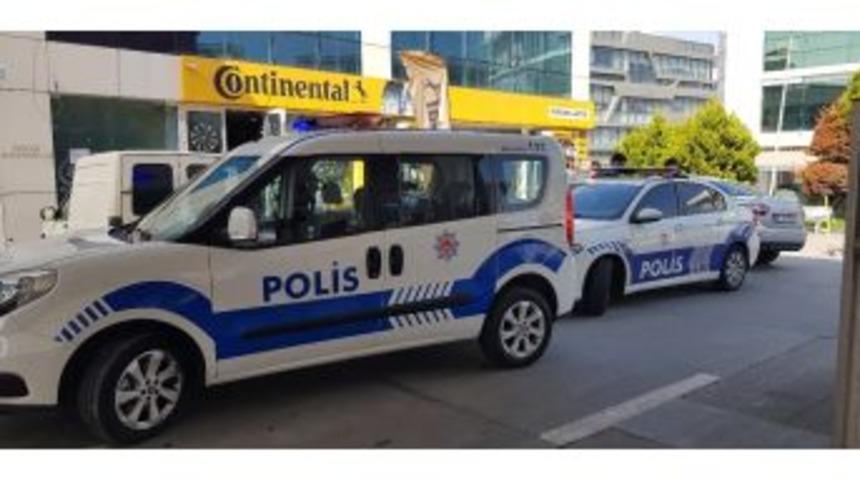 Bah&ccedil;elievler&rsquo;de 50 Bin Dolarlık Kapka&ccedil;