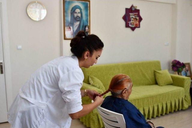 Tunceli’de Yaşlı Ve Bakıma Muhtaçlara Örnek Hizmet