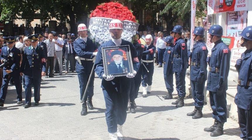 Kore Gazisi Halil Gündüz Son Yolculuğuna Törenle Uğurlandı