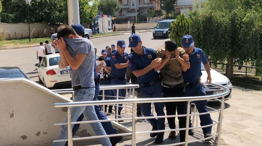 Karaman&rsquo;da Yağma İddiasıyla 5 Kişi G&ouml;zaltına Alındı