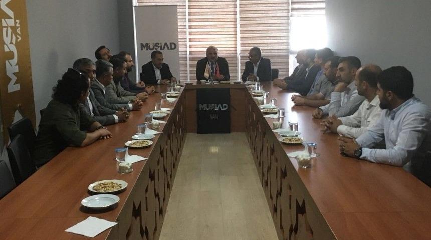 Ak Parti Van Milletvekili Arvas Ve Vali Zorluoğlu&rsquo;ndan M&uuml;siad&rsquo;a Ziyaret