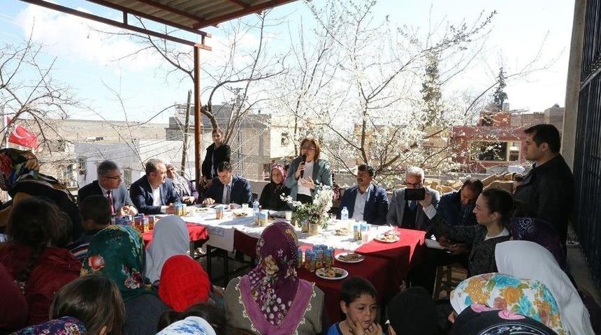 Şahin, Osmanlı Mahallesi Sakinleriyle Bir Araya Geldi