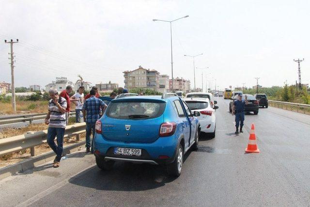 Antalya’da Zincirleme Kaza: 1 Yaralı