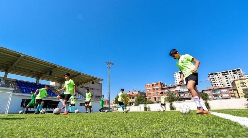 Altındağ Belediyesi Bir Spor Tesisini Daha İlçeye Kazandırdı