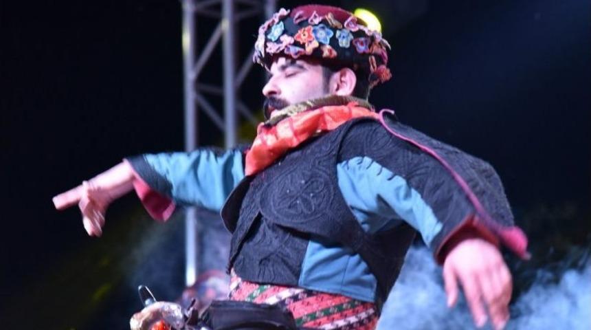 Uluslararası Zafer Halk Oyunları Festivali Başladı