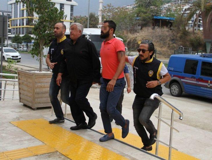 Deniz Magandaları Tatilcilere Korku Dolu Anlar Yaşattı G3