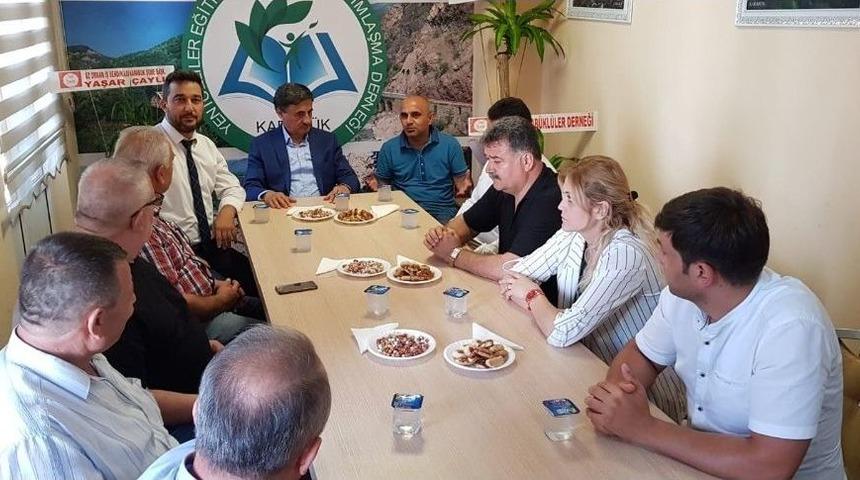 Ak Partili Vekiller Dernek &Uuml;yelerinden İl&ccedil;e Sorunlarını Dinledi