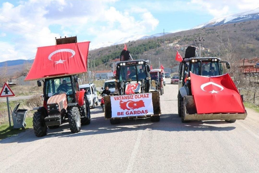 Ladik&rsquo;ten Mehmet&ccedil;iğe B&uuml;y&uuml;k Destek