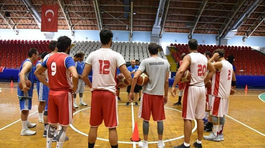 Manisa Bbsk&rsquo;li Dev Adamlar Lig Hazırlıklarına Başladı