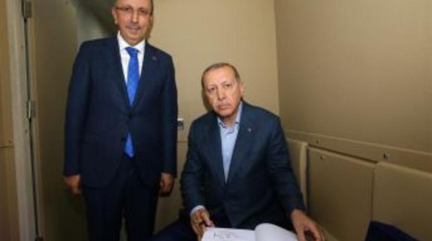 Belediye Başkanı Se&ccedil;en, &ldquo;ak Parti Milletiyle Omuz Omuza Hedefine Y&uuml;r&uuml;yecek"