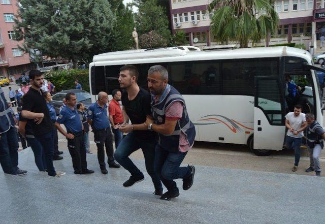 Adana’da İnternet Üzerinden Nitelikli Dolandırıcılığa 21 Tutuklama