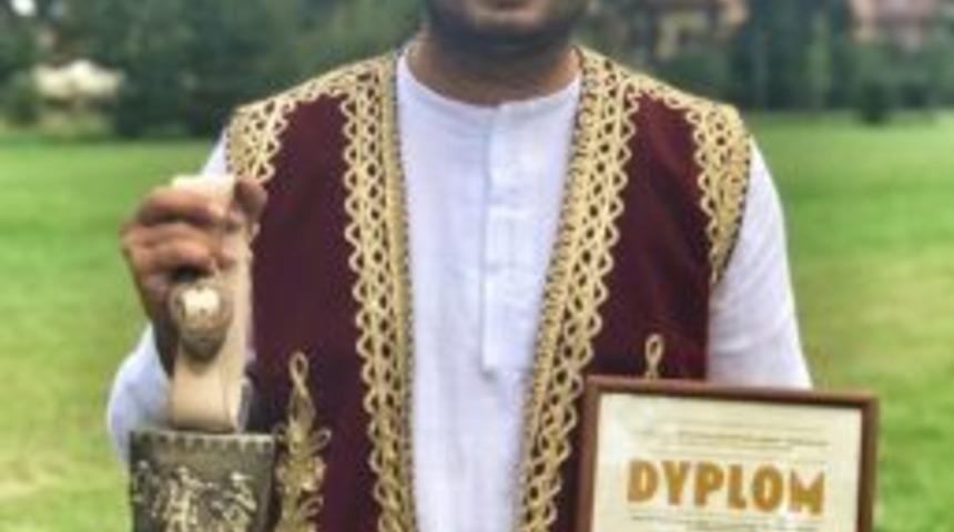 Sipsi &Ccedil;algısı İle D&uuml;nya Birincisi Oldu