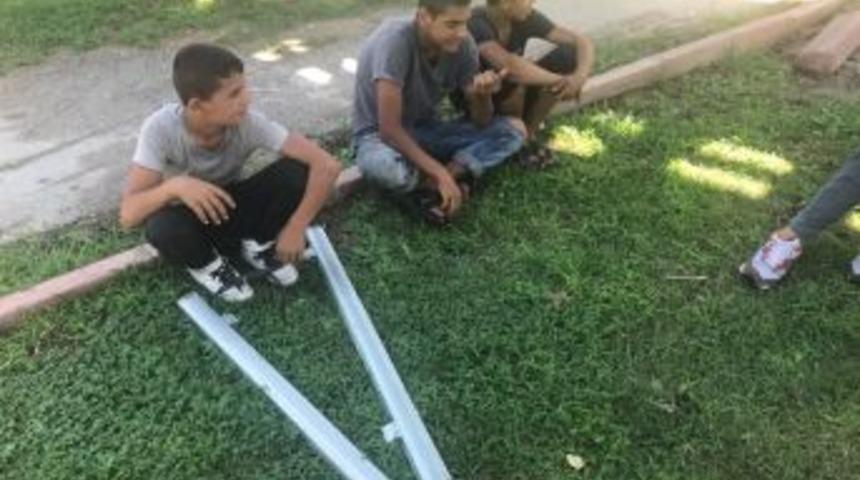 Alüminyum Profil Çalan 3 Çocuk Yakalandı