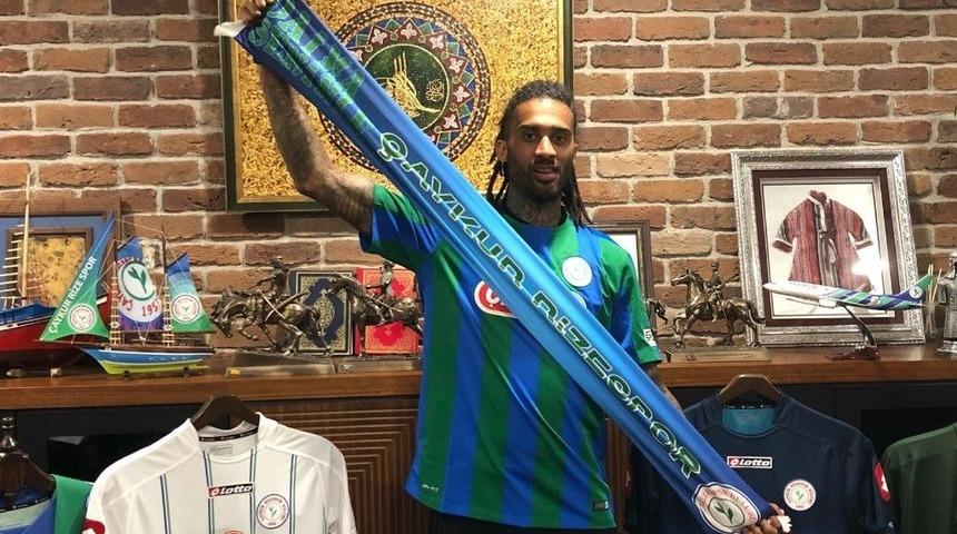 &Ccedil;aykur Rizespor, Armand Traore İle Anlaştı