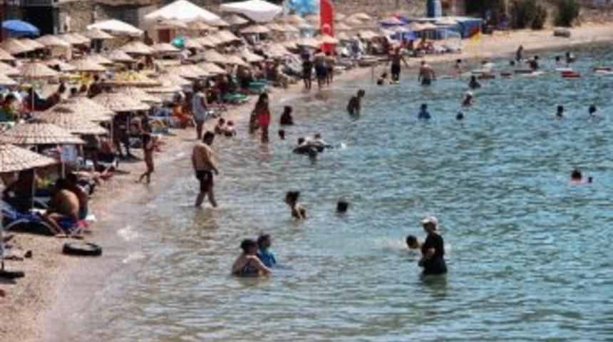 Temmuz&rsquo;da Yabancı Turist Antalya&rsquo;ya Aktı