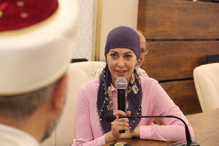 Alman Vatandaşı Natascha Nicole Ağlayarak Kelime-i Şehadet Getirdi G4