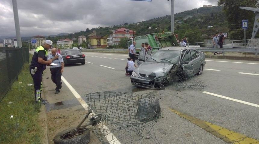 Trabzon&rsquo;da Trafik Kazası: 4 Yaralı
