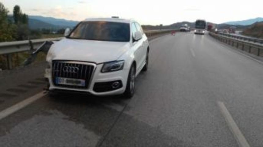 Tosya’da Trafik Kazası: 3 Çocuk Yaralı