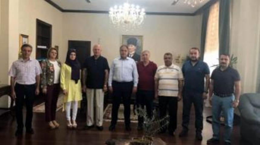 Kent Konseyi Çalışmalarını Vali Tekinarslan’a Anlattı