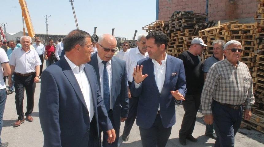 Milletvekili Altunyaldız&rsquo;dan Yangında Zarar G&ouml;ren Sanayi Sitesine Ziyaret