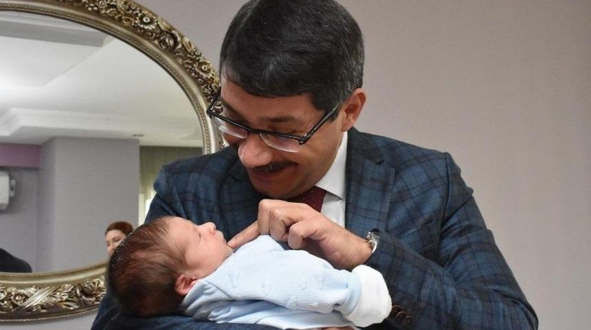 Şehzadeler&rsquo;in Bebekleri &Ccedil;ok Şanslı