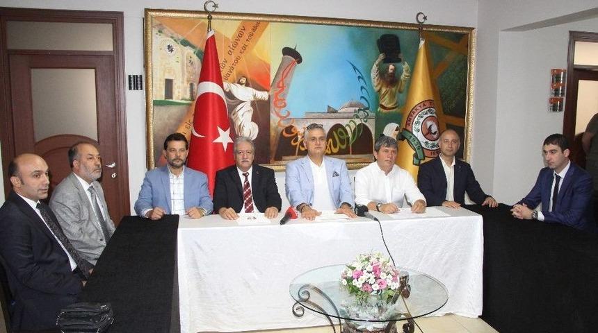 Hatay’da Stk’lardan Trump’a Tepki