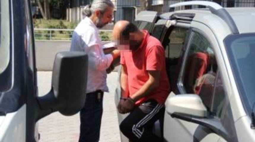 Hastanenin Garajındaki Şof&ouml;r Odasında Bir Kişi Bı&ccedil;aklandı