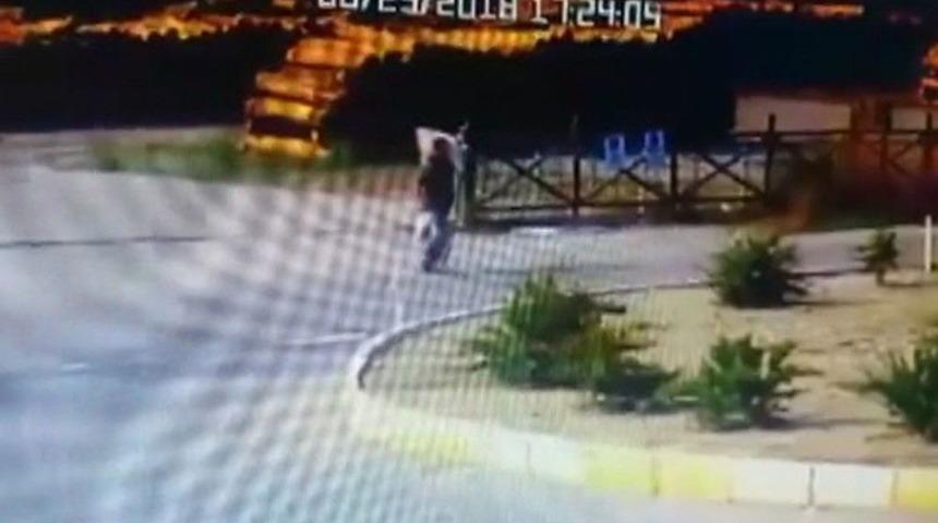 G&ouml;renleri Dehşete D&uuml;ş&uuml;ren Trafik Kazası G&uuml;venlik Kamerasında