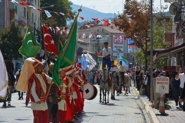 Şehzade Korkut Şenlikleri Kapsamında Yörük Göçü Düzenlendi