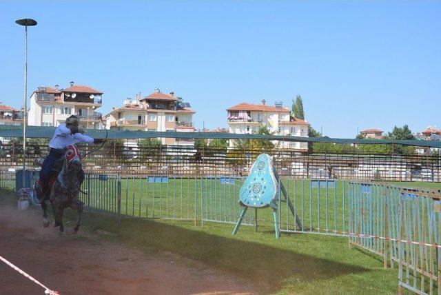 Şehzade Korkut Şenlikleri Kapsamında Yörük Göçü Düzenlendi