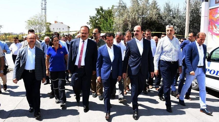 Konya Protokol&uuml;nden, Yangın Felaketi Yaşayan Mar-san Esnafına Ge&ccedil;miş Olsun Ziyareti