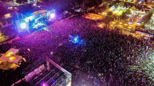 Türkiye’nin En Büyük Rock Festivali Edremit’te Başlıyor