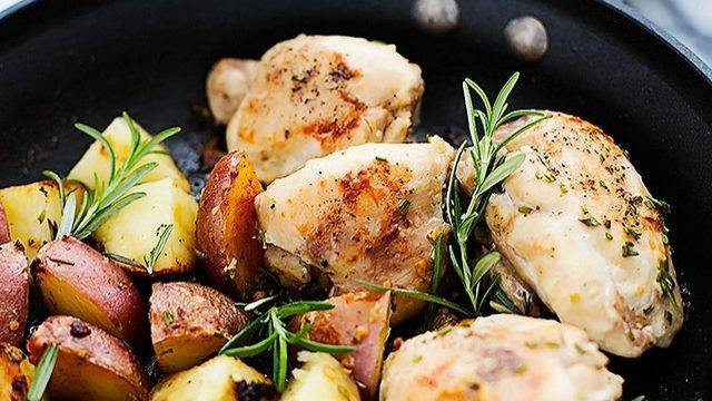 Patatesli Tavuk Tava