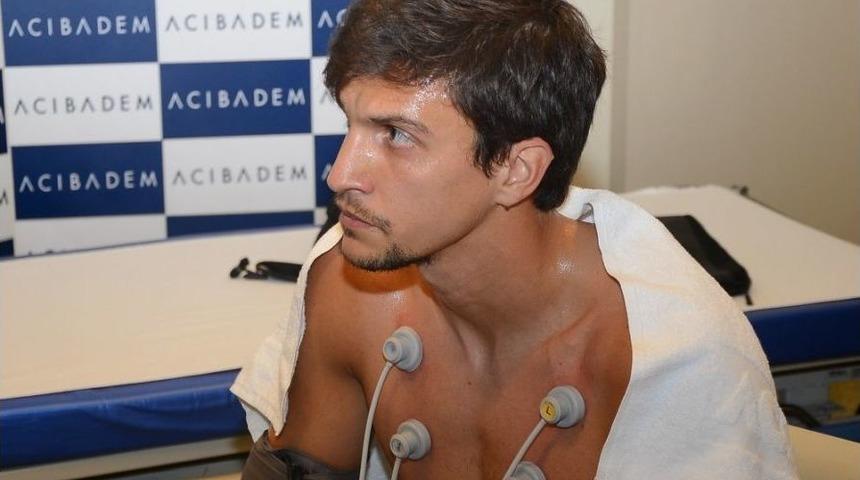 Bursaspor&rsquo;un Yeni Transferi Santiago Vergini Sağlık Kontrol&uuml;nden Ge&ccedil;ti