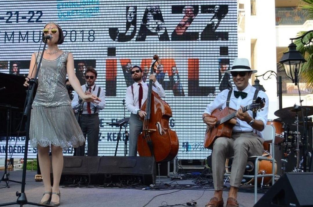 İzmir&rsquo;de Caz Festivali Coşkusu