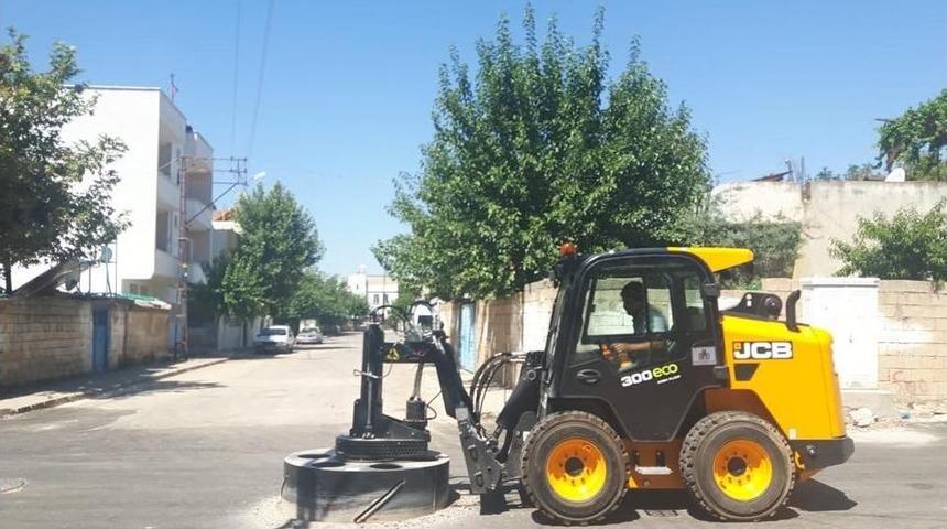 Adıyaman’da Yol Ortasındaki Yüksek Bacalar Tarih Oluyor