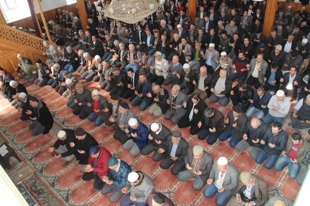 &Ccedil;an&rsquo;da Şehitler İ&ccedil;in Mevlit