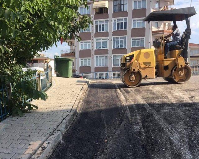 Körfez’de Asfalt Yama Çalışmaları Sürüyor