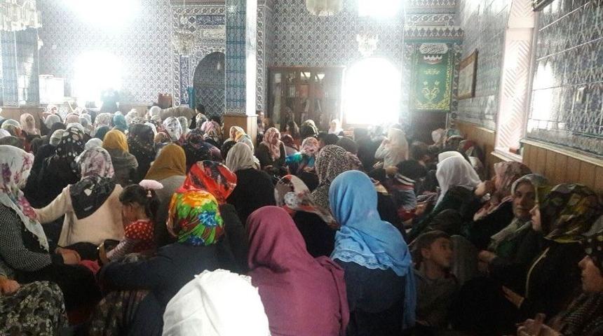 Patnos Ak Parti Kadın Kolları&rsquo;nca 8 Mart D&uuml;nya Kadınlar G&uuml;n&uuml;nde Hatim İndirdi