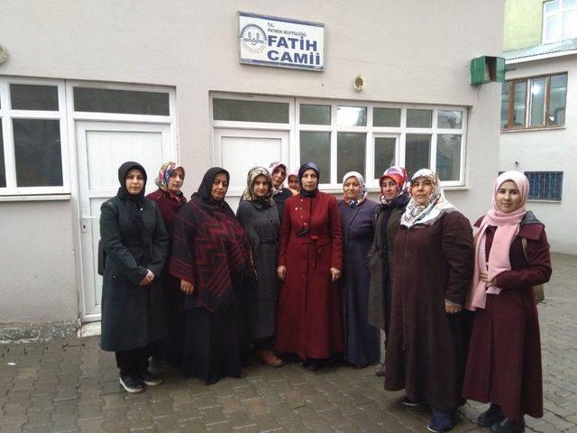 Patnos Ak Parti Kadın Kolları’nca 8 Mart Dünya Kadınlar Gününde Hatim İndirdi