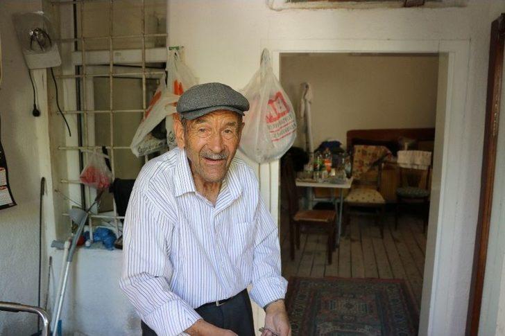 Sit Alanındaki Tarihi Evler Tehlike Saçıyor G1