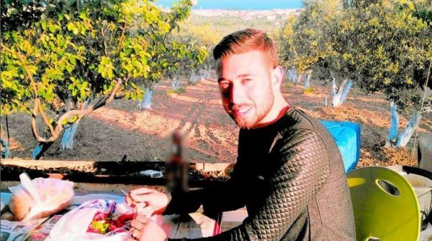 Yaptığı İşi Yarım Bırakınca, Bı&ccedil;aklanıp &Ouml;ld&uuml;r&uuml;ld&uuml;