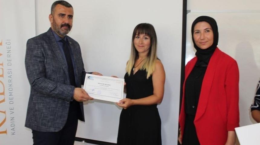 Girişimci Kadınlar Sertifikalarını Aldı