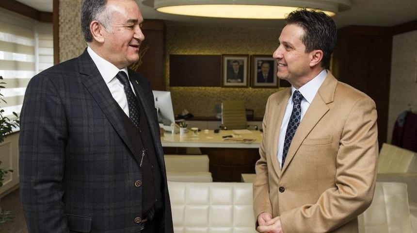 Mhp&rsquo;li Ak&ccedil;ay&rsquo;dan &Ouml;zg&uuml;r &Ouml;zel&rsquo;in İddiasına Yanıt: &ldquo;b&ouml;yle Bir Talebimiz Olmadı&rdquo;