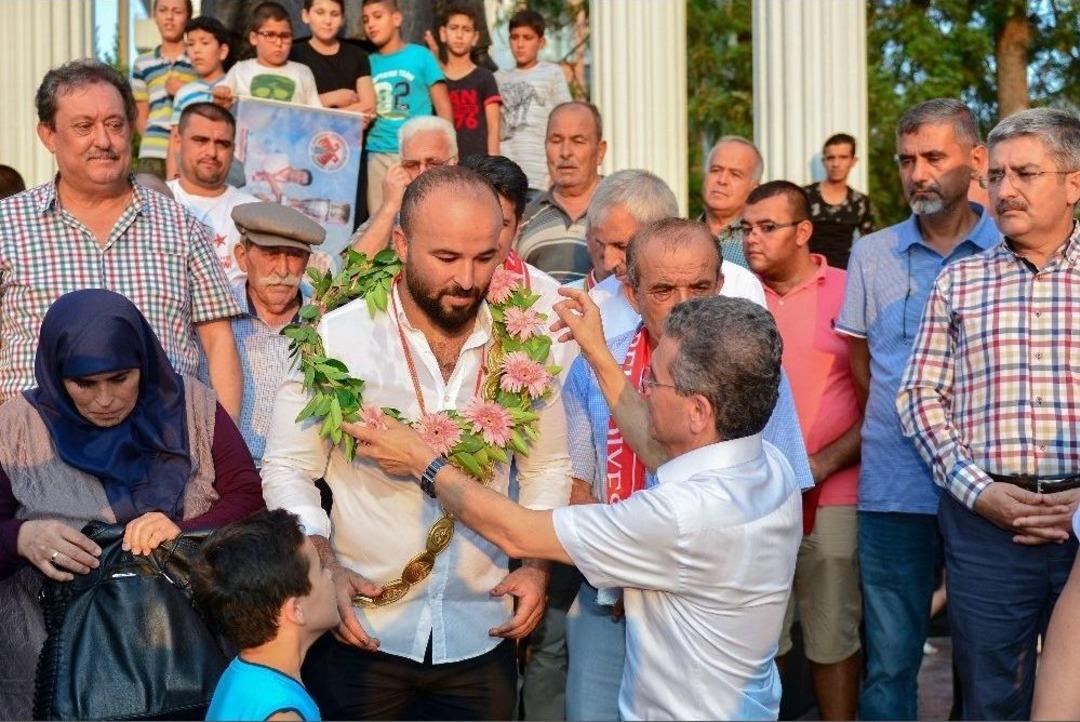 Başpehlivan Okulu&rsquo;ya Baba Ocağında Coşkulu Karşılama