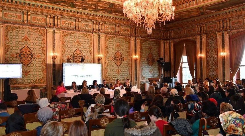 Kadınlar G&uuml;n&uuml;&rsquo;nde &rsquo;iş&rsquo;te Hepimiz Biriz&rsquo; Paneli Ger&ccedil;ekleştirildi